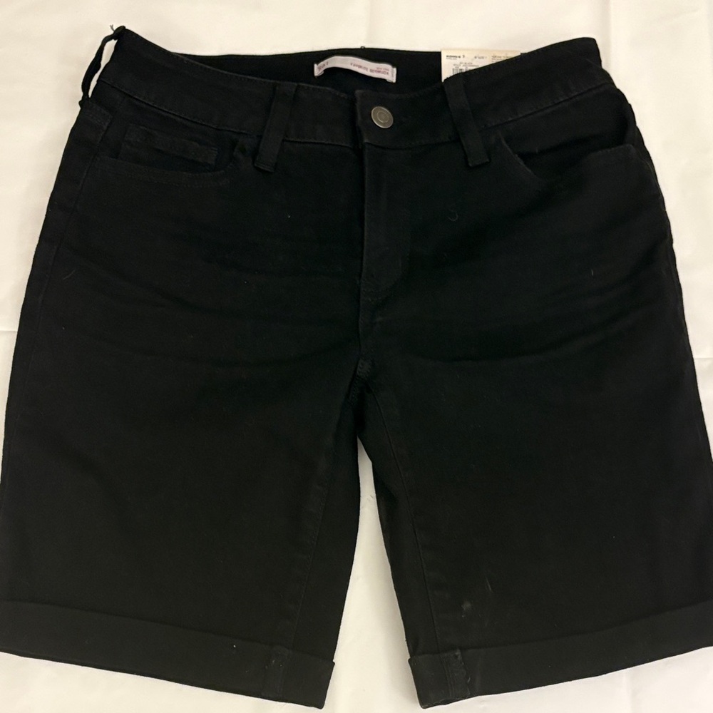 NWT SO Women's Black Bermuda Shorts